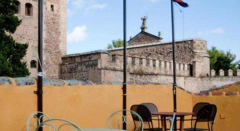 Yit Puerta Bisagra Hotel Toledo Exterior foto